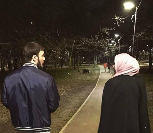 Со смыслом мусульманские девушка