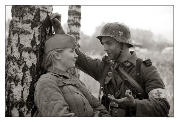 С девушками на войне