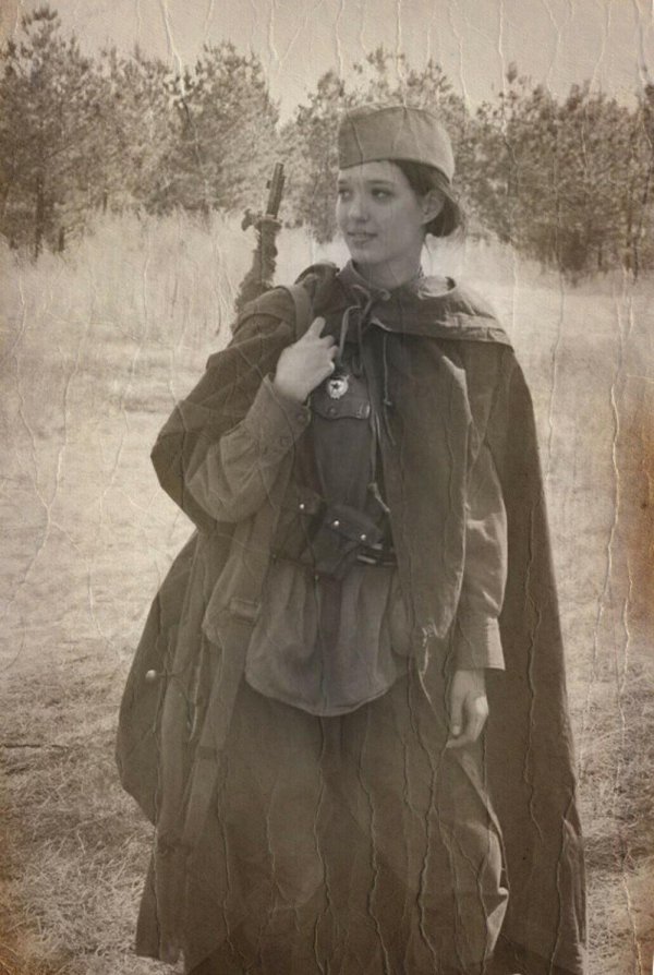 С девушками на войне