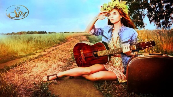 Девушка играет на гитаре