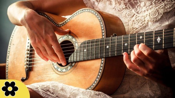 Девушка играет на гитаре