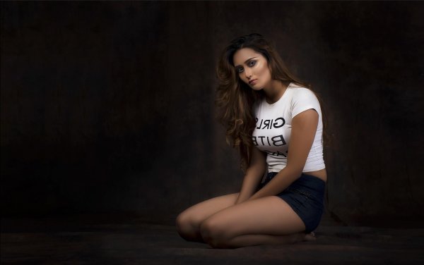 Девушка без авторских прав