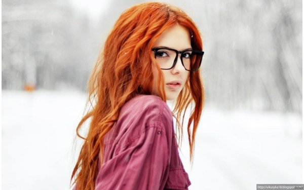 С рыжими девушками зимой