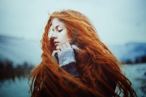 С рыжими девушками зимой