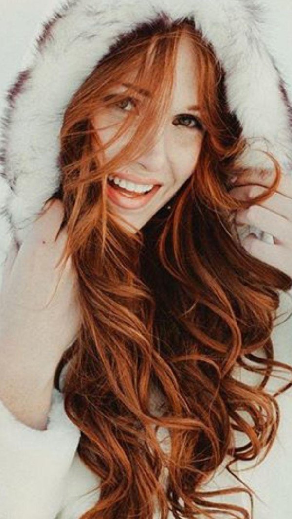 С рыжими девушками зимой