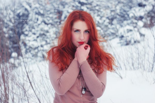 С рыжими девушками зимой