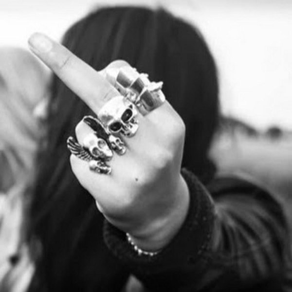 С факом и девушками