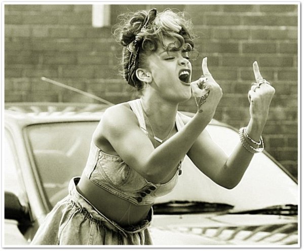 С факом и девушками