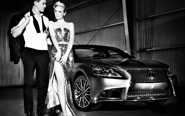 Девушка и два парня