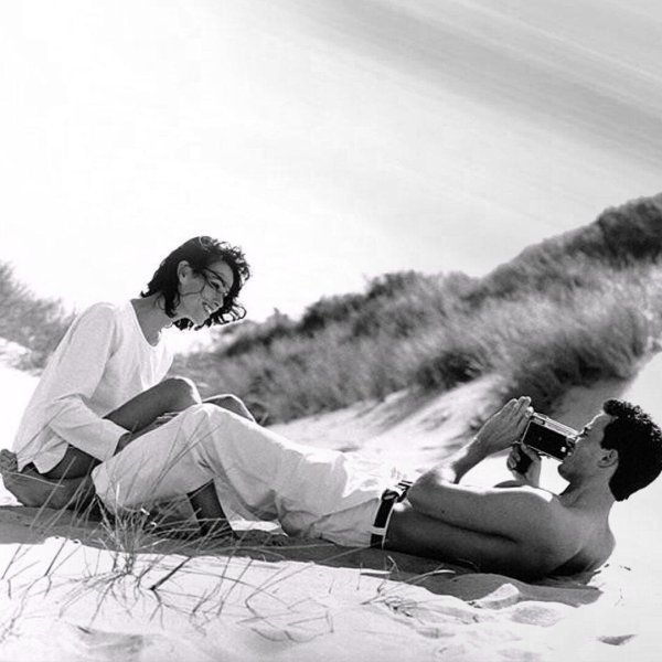 Девушка и два парня