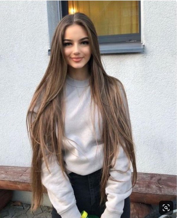 С темно русыми девушками