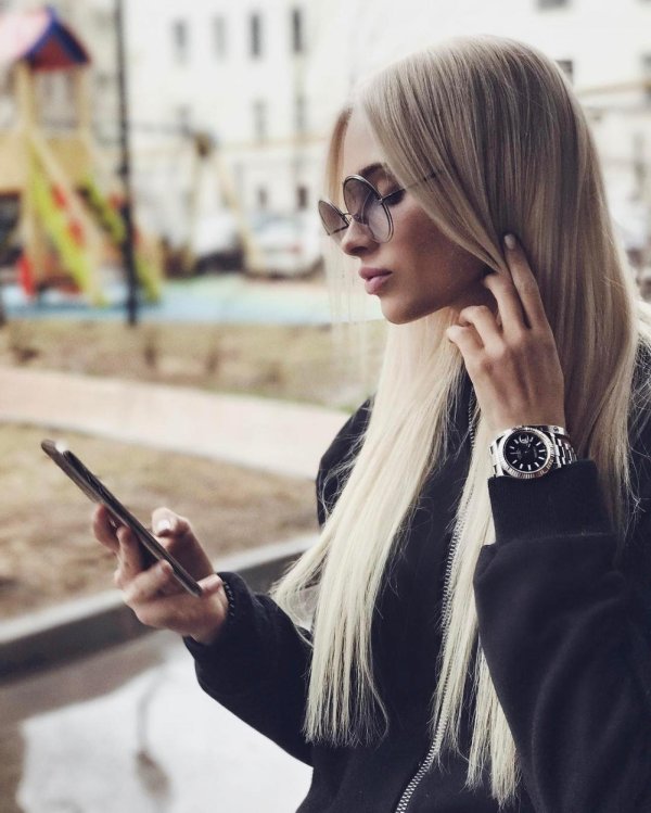 С девушками блондинками на аву