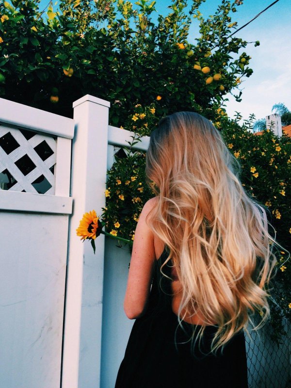 С девушками блондинками на аву