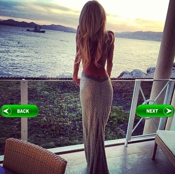 Платьев на девушках со спины