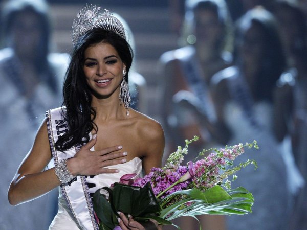 Кто самая девушка на земле