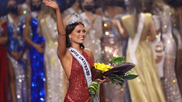 Кто самая девушка на земле