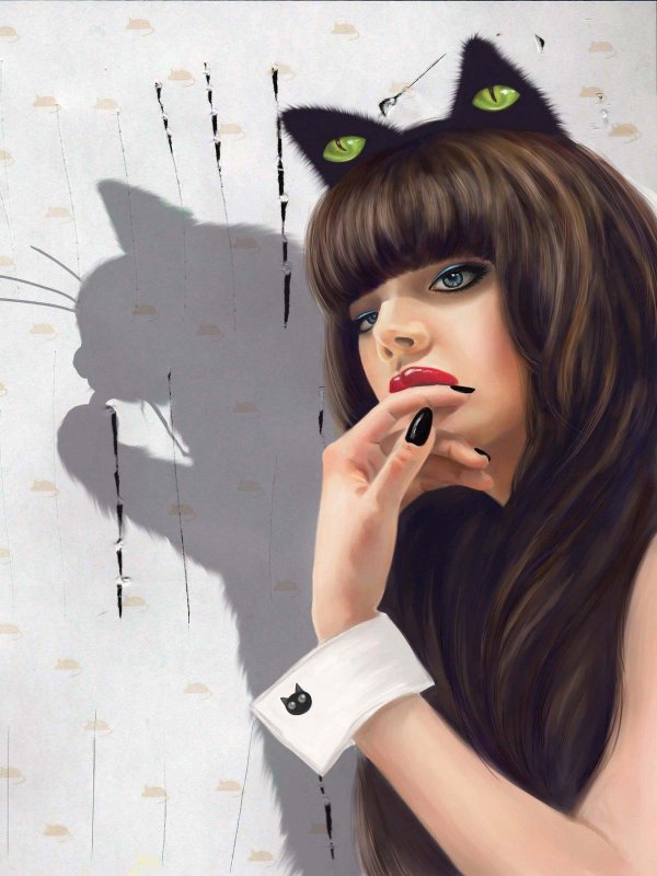 На аватарку девушка с кошкой