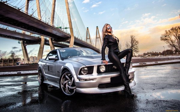 Самые с девушками и машиной