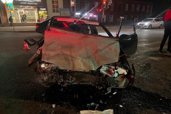 Самые с девушками и машиной