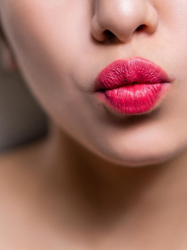 Губы для мужчины