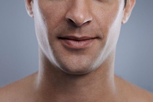 Губы для мужчины