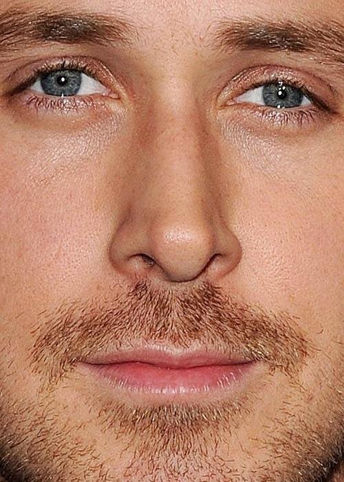 Губы для мужчины