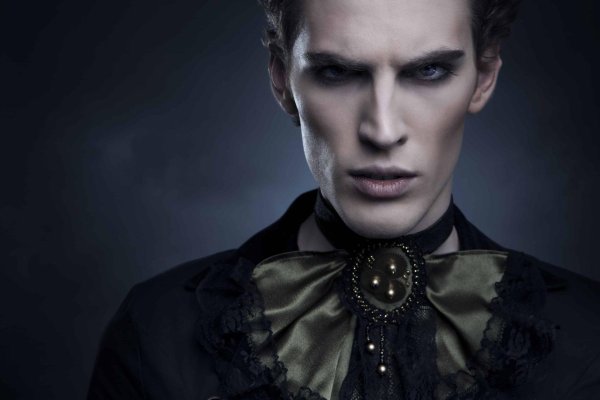 Вампиры мужчины