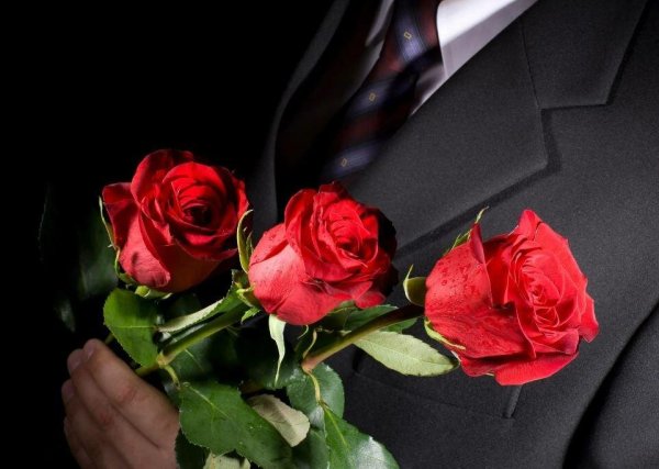 Букет роз для мужчины на день рождения