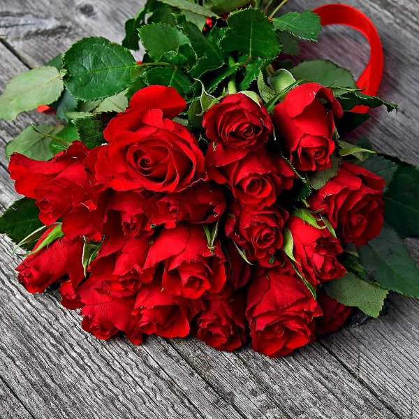 Букет роз для мужчины на день рождения