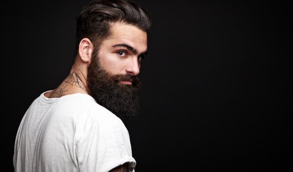 Мужчины с бородой