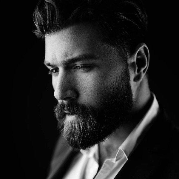 Мужчины с бородой