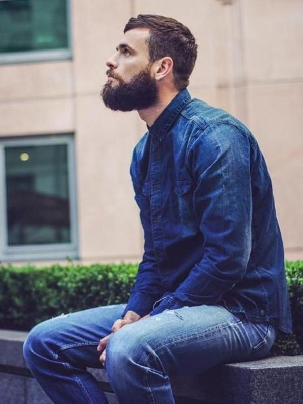 Мужчины с бородой