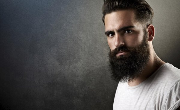 Мужчины с бородой