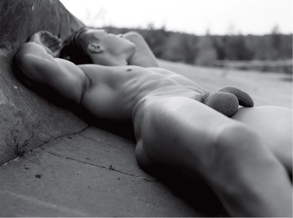 Обнаженные мужчины