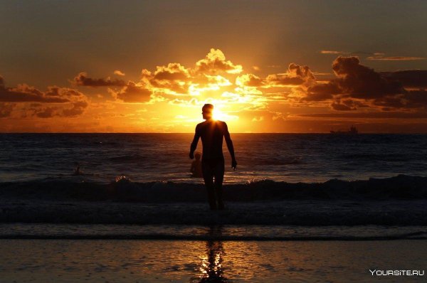 Мужчины со спины