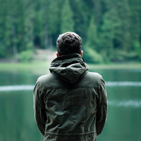 Мужчины со спины