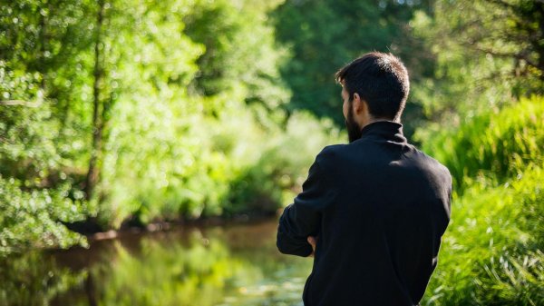 Мужчины со спины