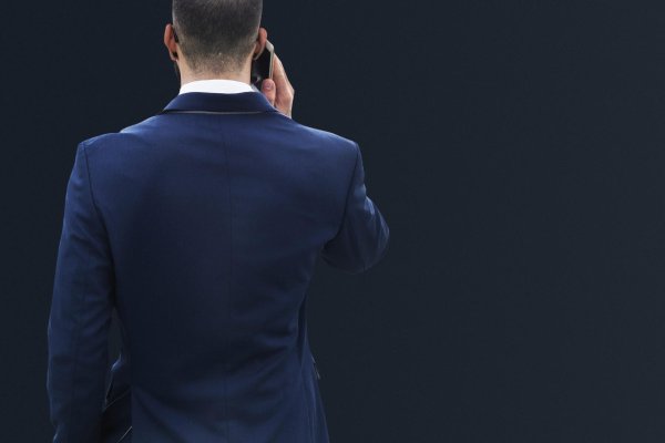 Мужчины со спины