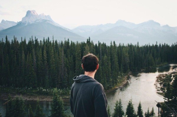 Мужчины со спины