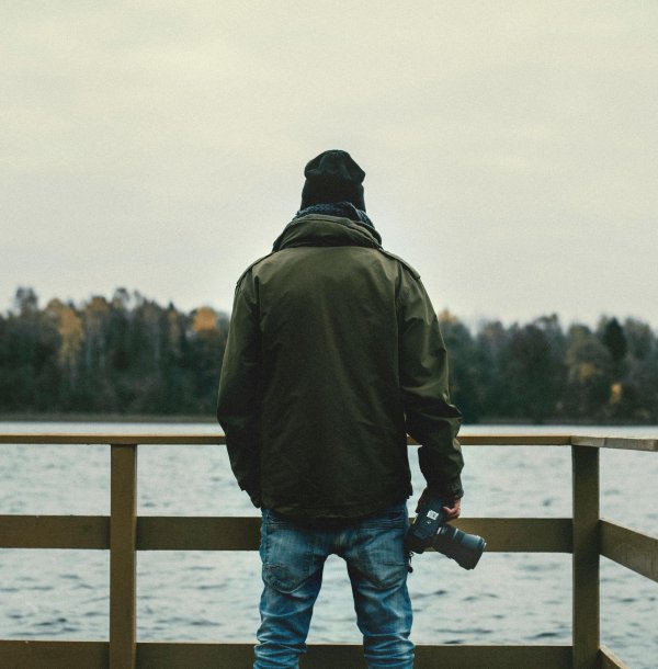 Мужчины со спины