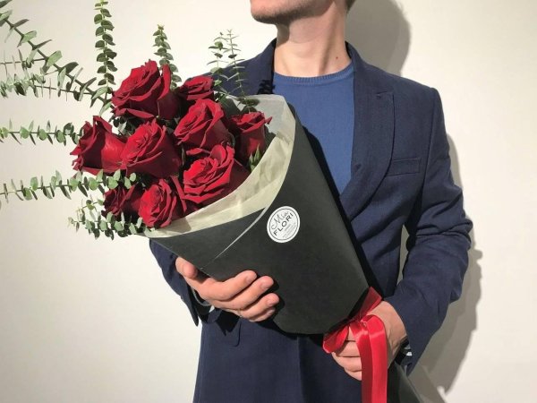 Букеты цветов для мужчины