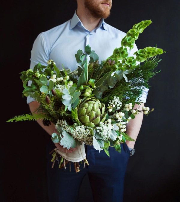 Букеты цветов для мужчины