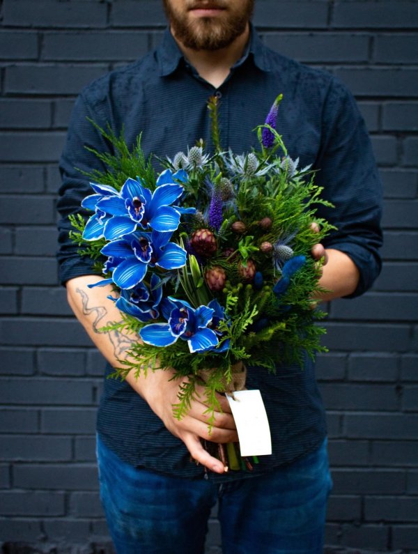 Букеты цветов для мужчины
