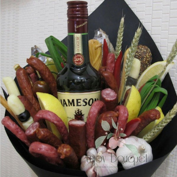 Букет для мужчины из цветов на день рождения