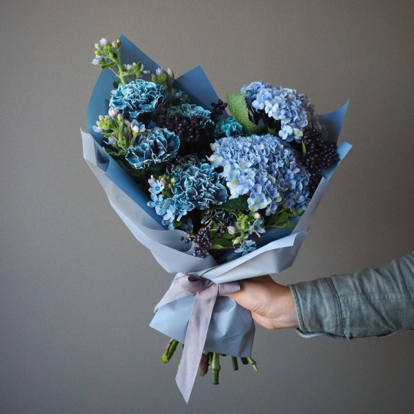 Букет для мужчины из цветов на день рождения