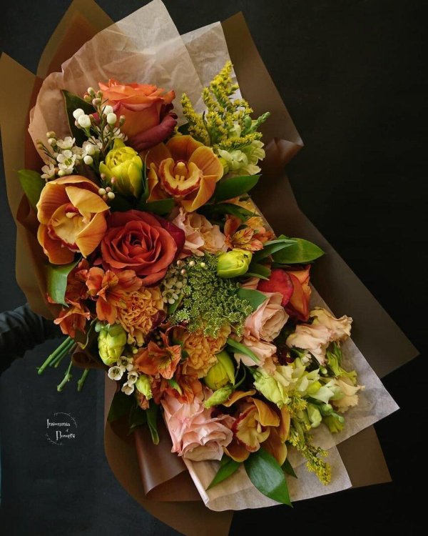 Букет для мужчины из цветов на день рождения