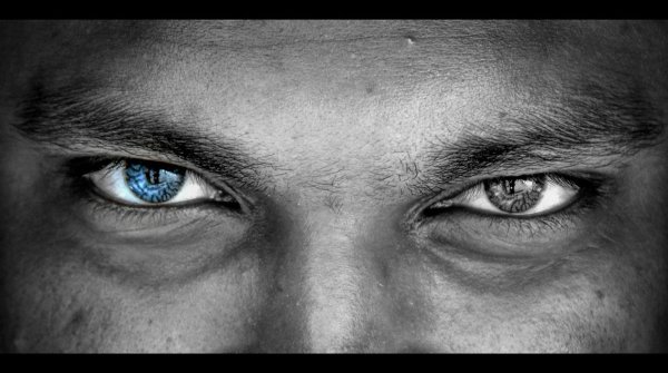 Глаза мужчины