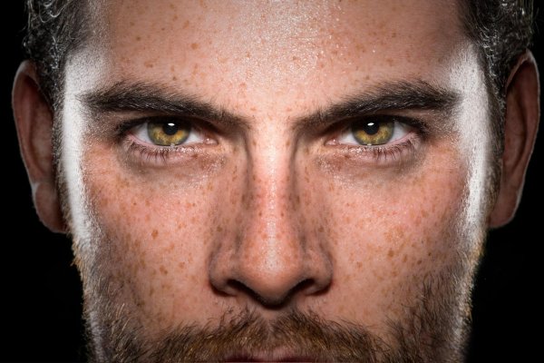 Глаза мужчины