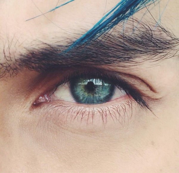 Глаза мужчины