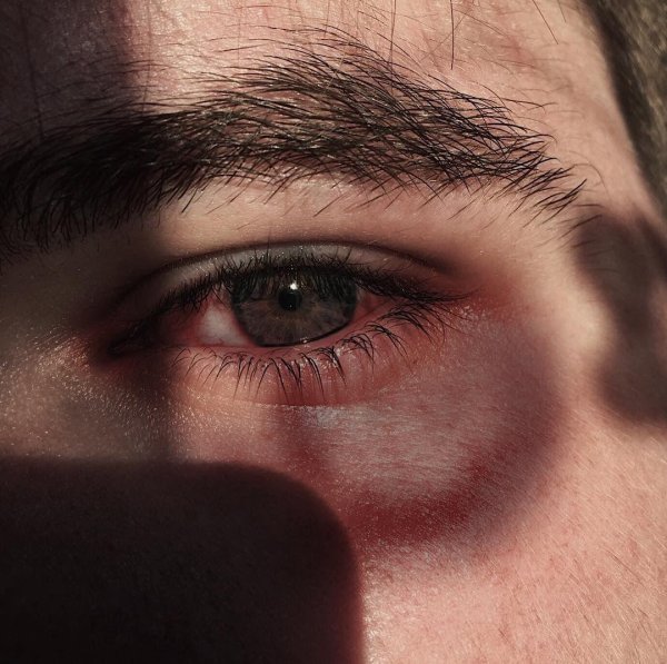Глаза мужчины